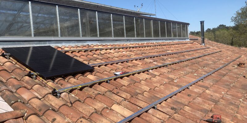 installation de panneaux photovoltaiques systovi kw mylight avec onduleur centralise a sainte marie de gosse